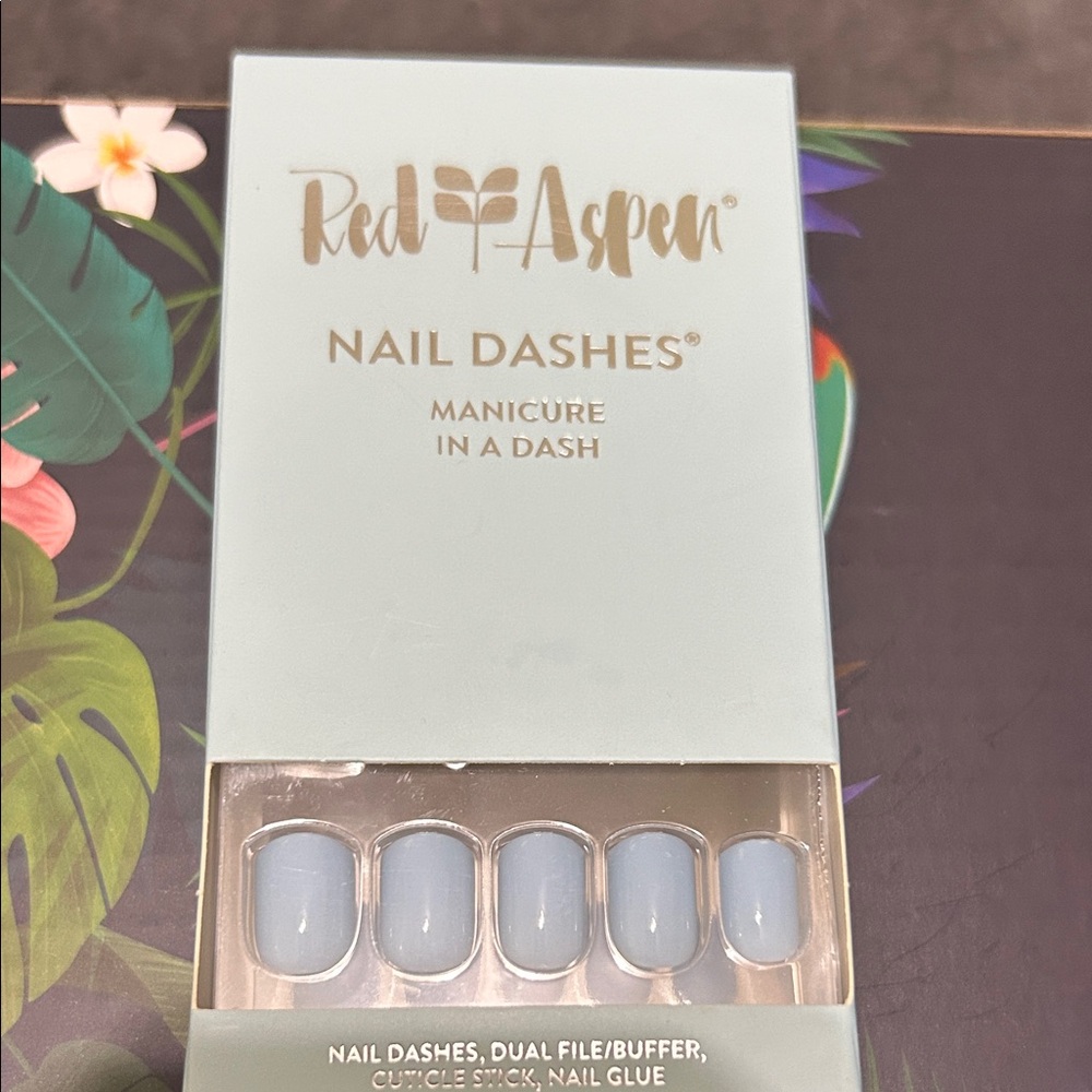 Red Aspen Nail Dashes Viva La Vida, Vanessa